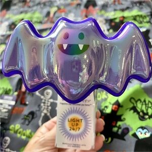 Bath & Body Works PURPLE BAT Wallflowers Plug In Unit, Light Up HALLOWEEN